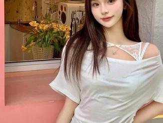 魅瞳meroko户外写真全集：在风景如画的地方，我的姿势和表情却只能靠自嘲来救！